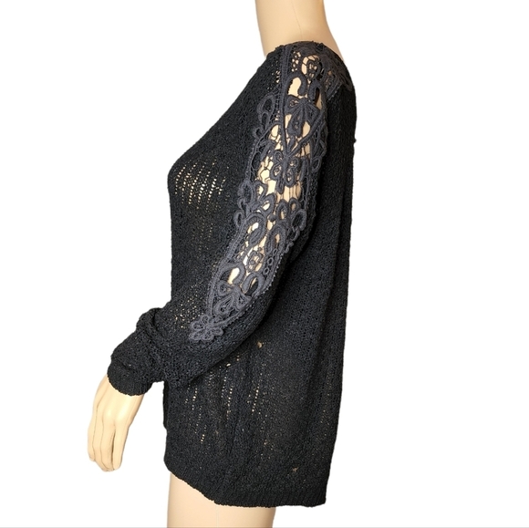 IRIS knitted black sweater. - Picture 11 of 16
